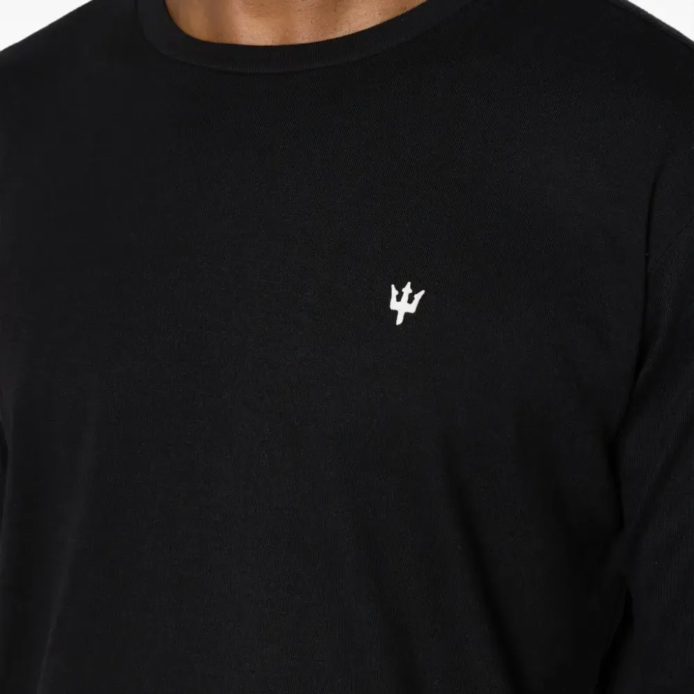 Футболка с логотипом