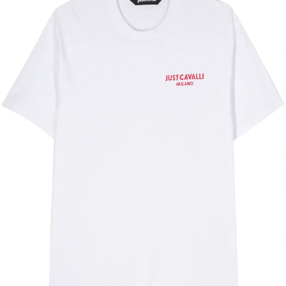 Футболка с логотипом