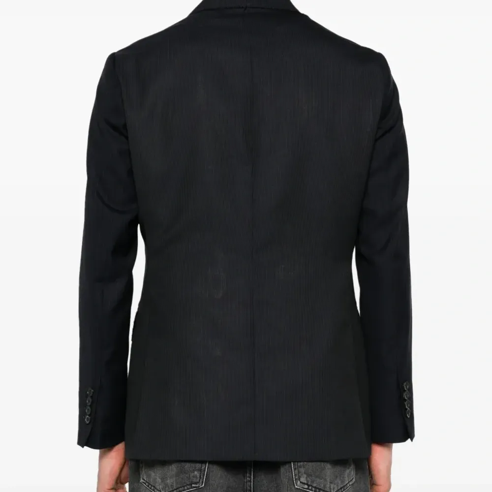 Шерстяной пиджак в тонкую полоску