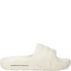 Шлепанцы с логотипом