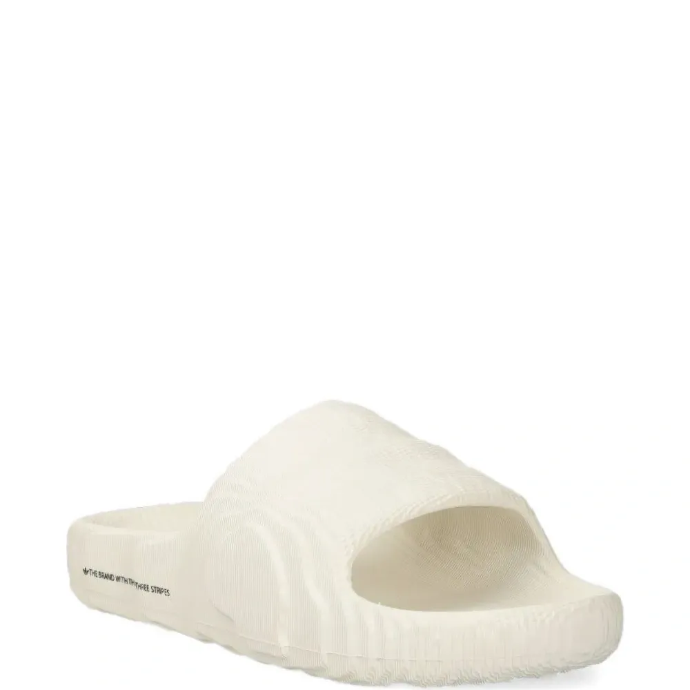 Шлепанцы с логотипом Шлепанцы с логотипом