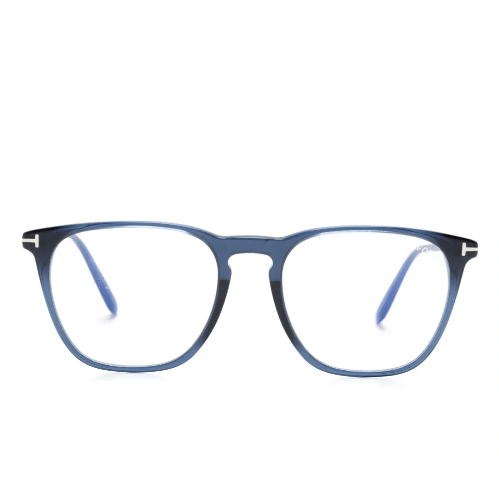 Очки трапециевидной формы