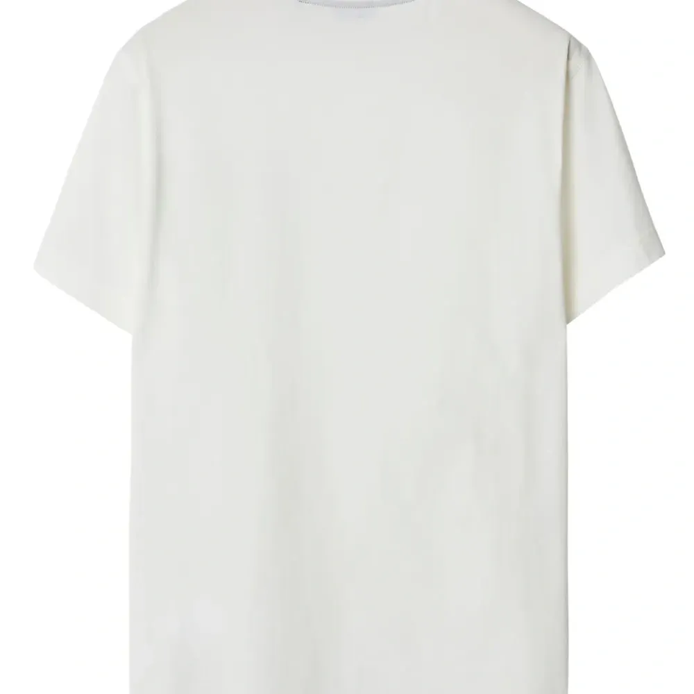 Футболка с вышивкой EKD Футболка с вышивкой EKD