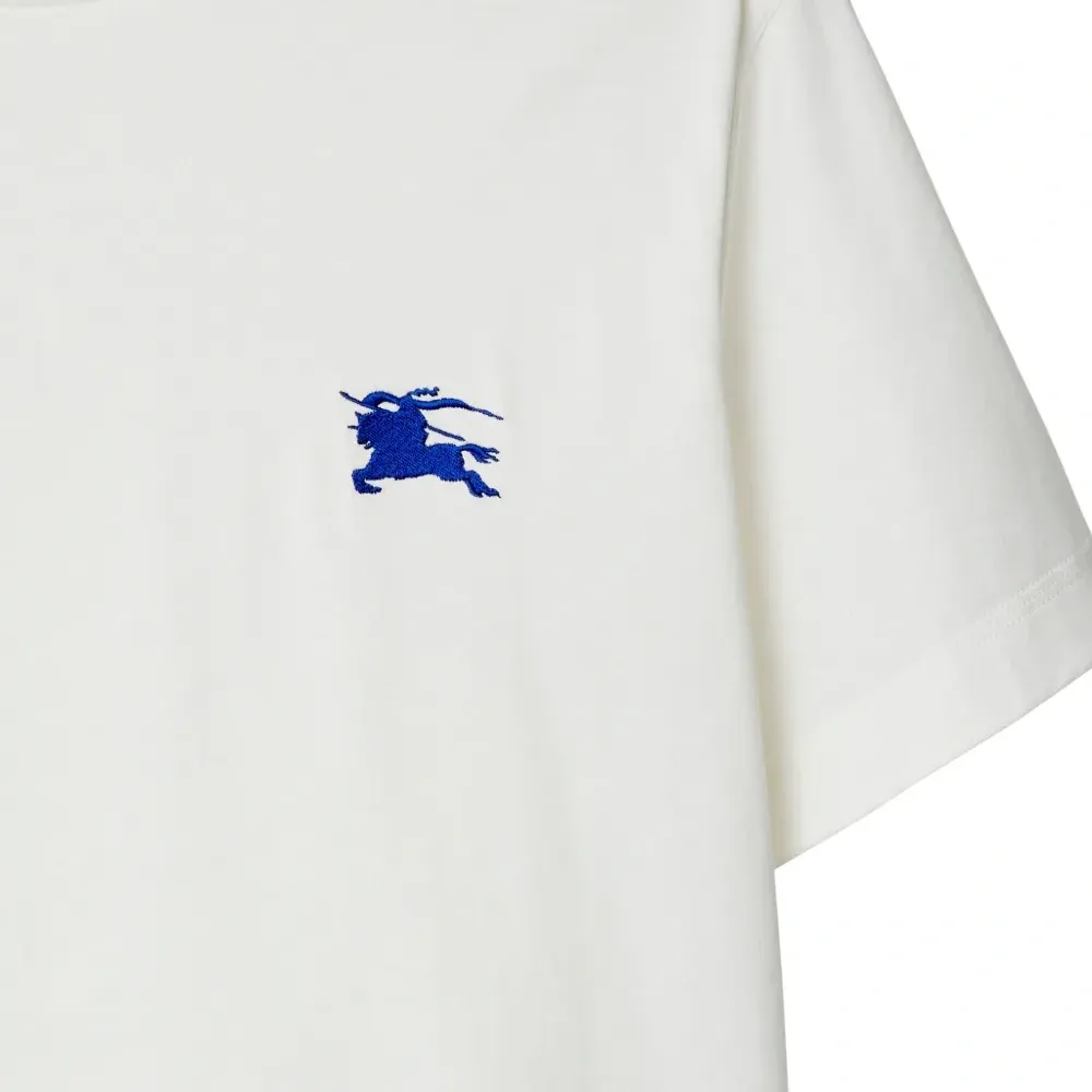 Футболка с вышивкой EKD Футболка с вышивкой EKD