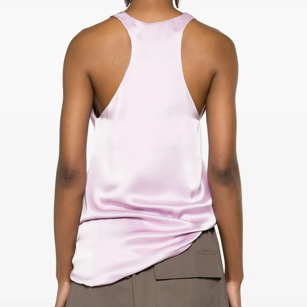 Атласный топ асимметричного кроя