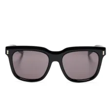 Солнцезащитные очки в квадратной оправе