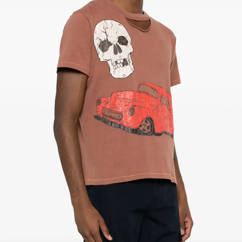 Футболка с принтом