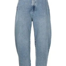 Зауженные джинсы