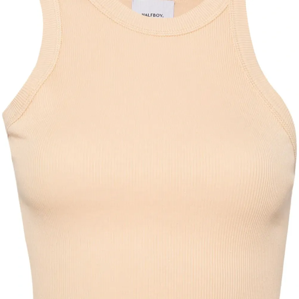 Топ с вышитым логотипом