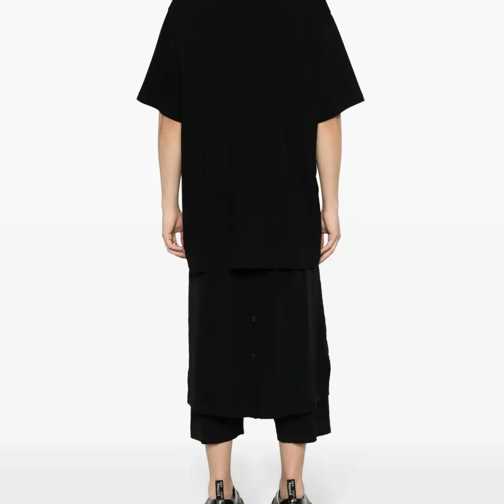 Футболка с круглым вырезом