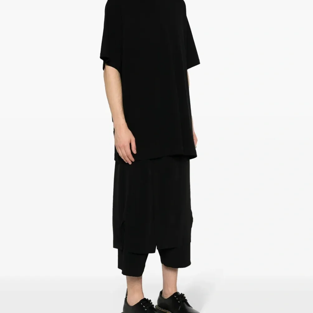 Футболка с круглым вырезом