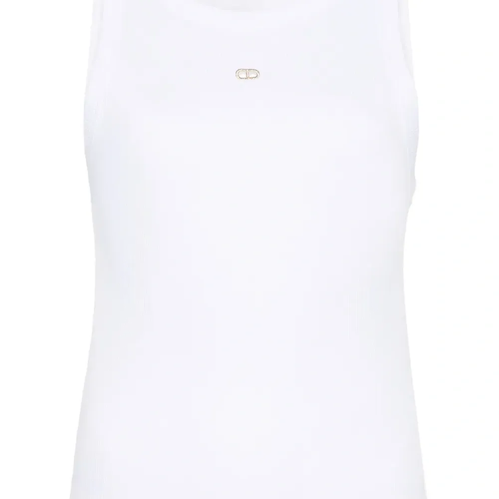 Топ в рубчик с вырезами