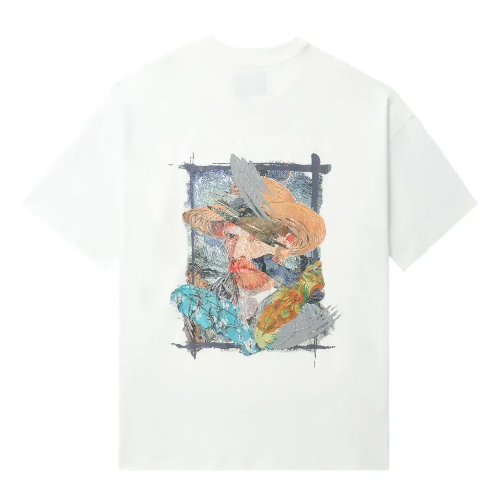 Футболка с графичным принтом Футболка с графичным принтом