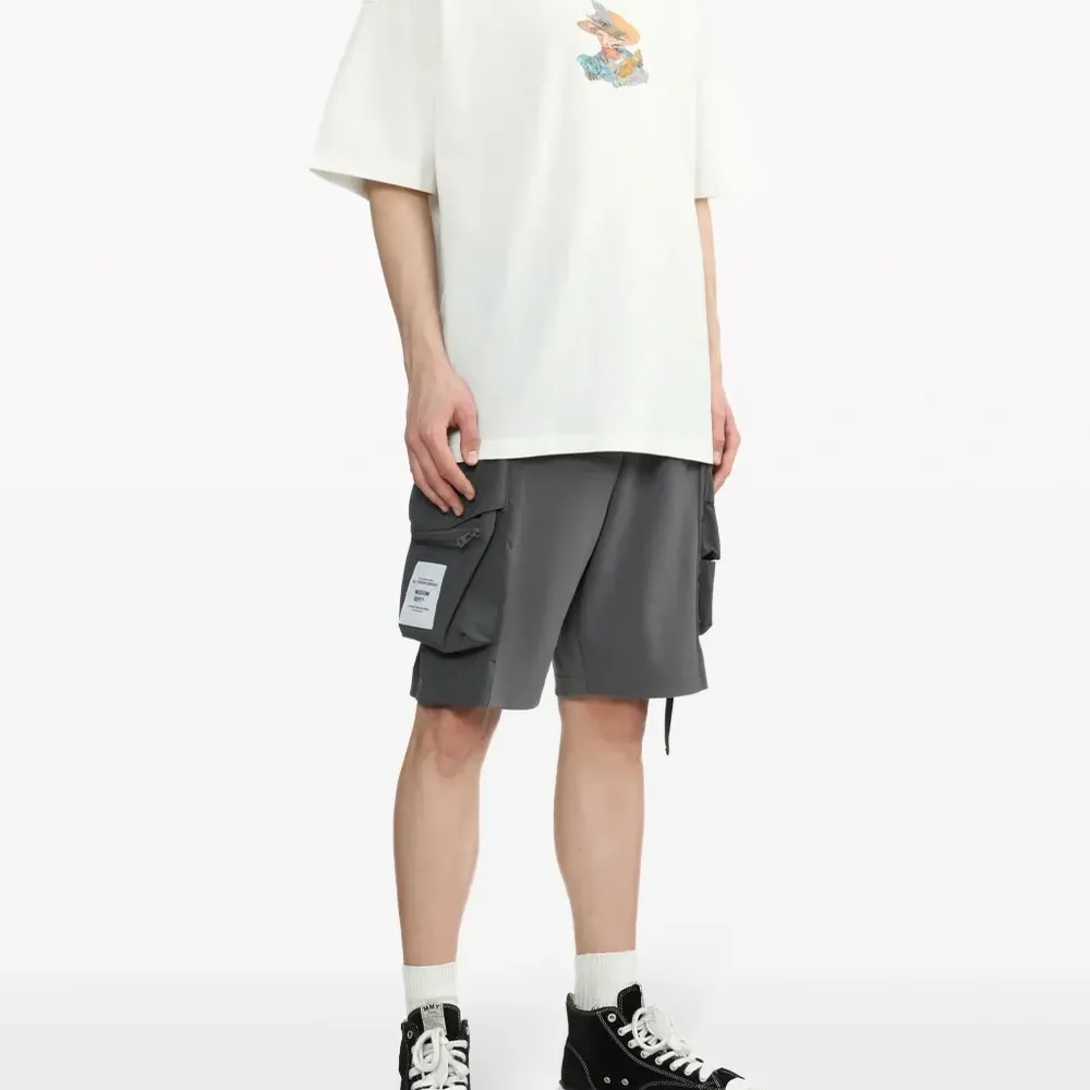 Футболка с графичным принтом Футболка с графичным принтом