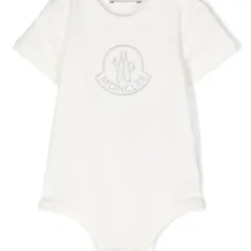 Боди с вышитым логотипом Боди с вышитым логотипом