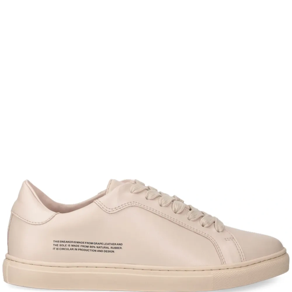 Кожаные кроссовки