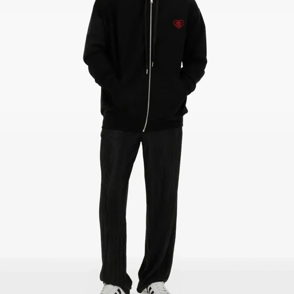 Плиссированные спортивные брюки с эластичным поясом