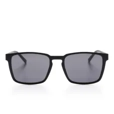 Солнцезащитные очки в прямоугольной оправе Солнцезащитные очки в прямоугольной оправе