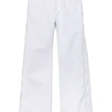 Широкие джинсы с вырезом