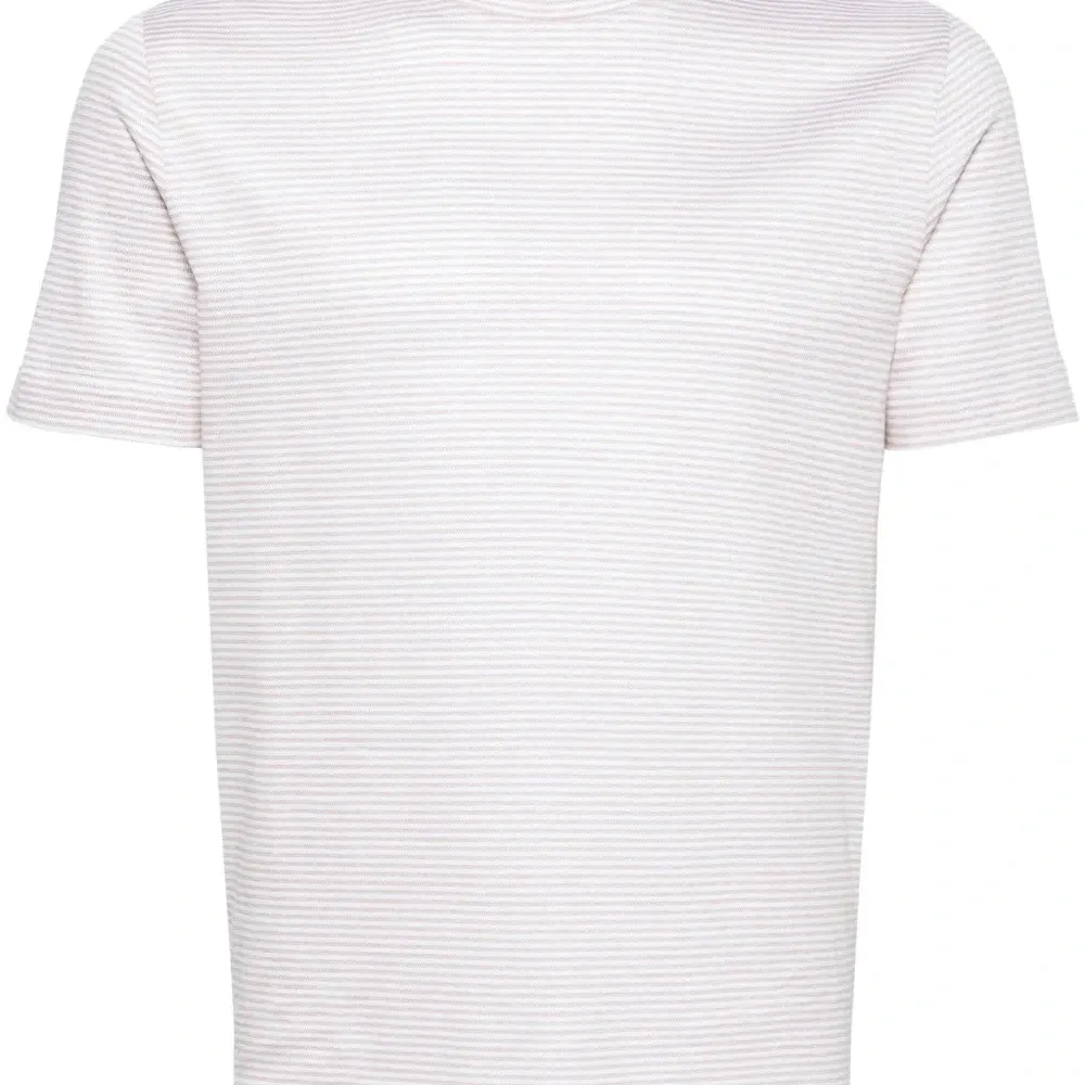 Футболка в полоску