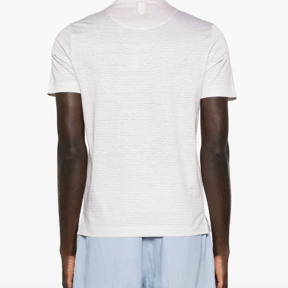 Футболка в полоску