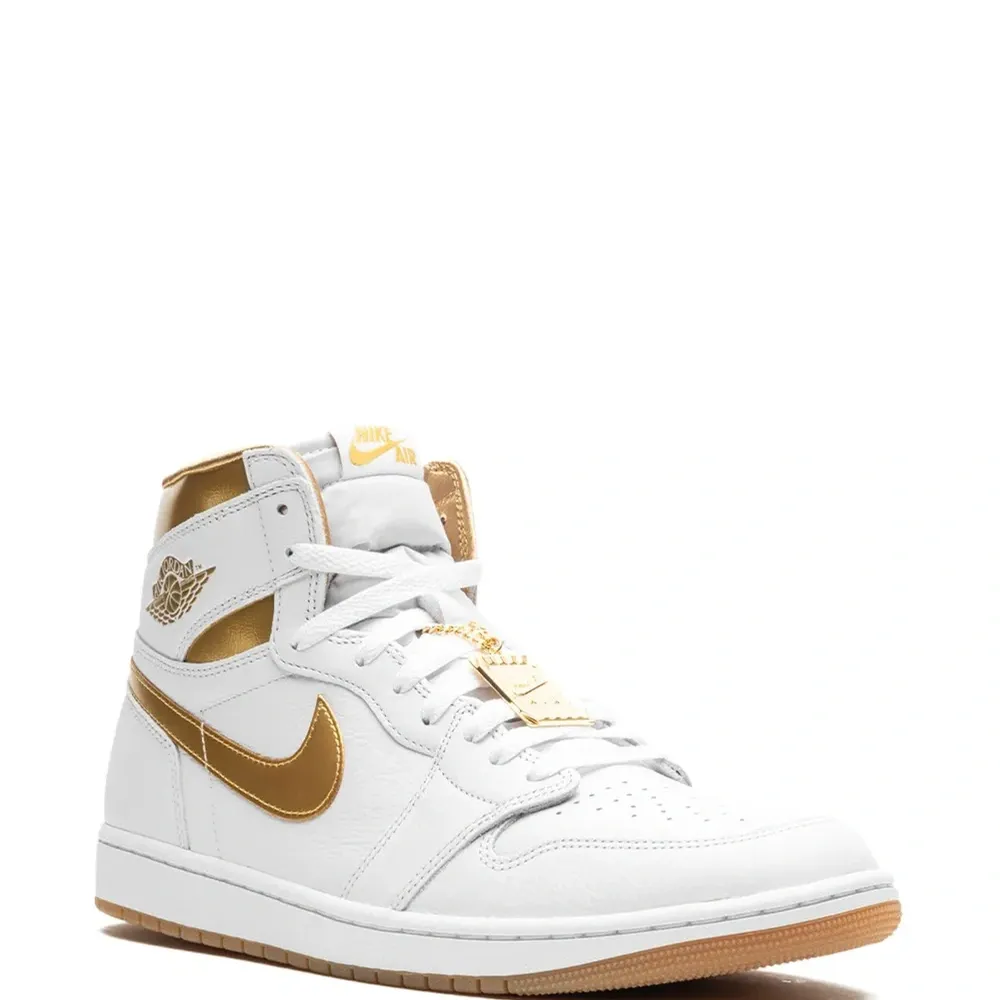 Кроссовки Air Jordan 1 Retro High OG Metallic Gold