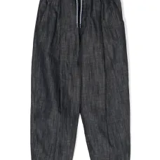 Зауженные брюки с логотипом Зауженные брюки с логотипом