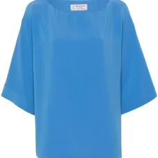 Блузка с вырезом-лодочкой