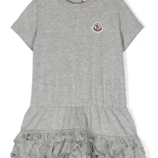 Платье с нашивкой-логотипом