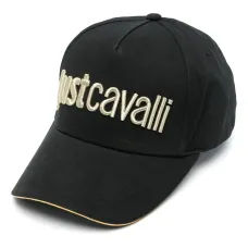 Кепка с вышитым логотипом