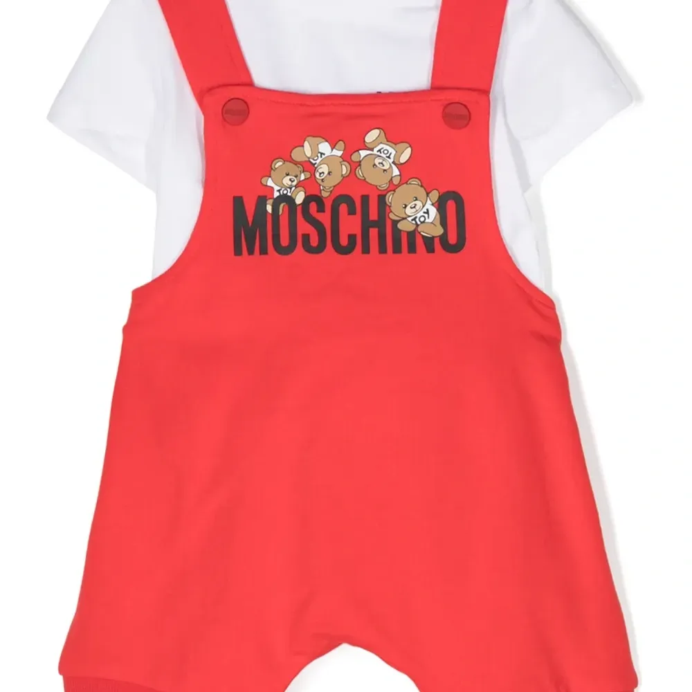 Комплект из комбинезона и футболки с логотипом