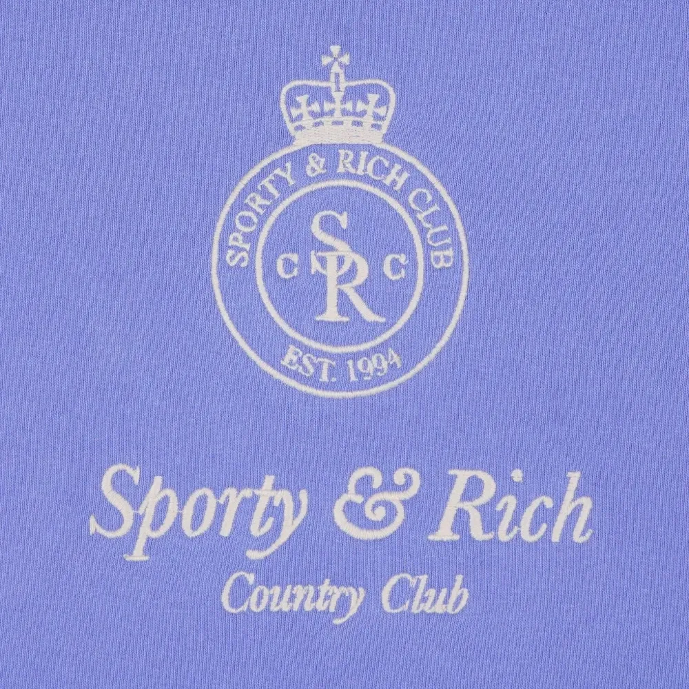 Толстовка с вышивкой