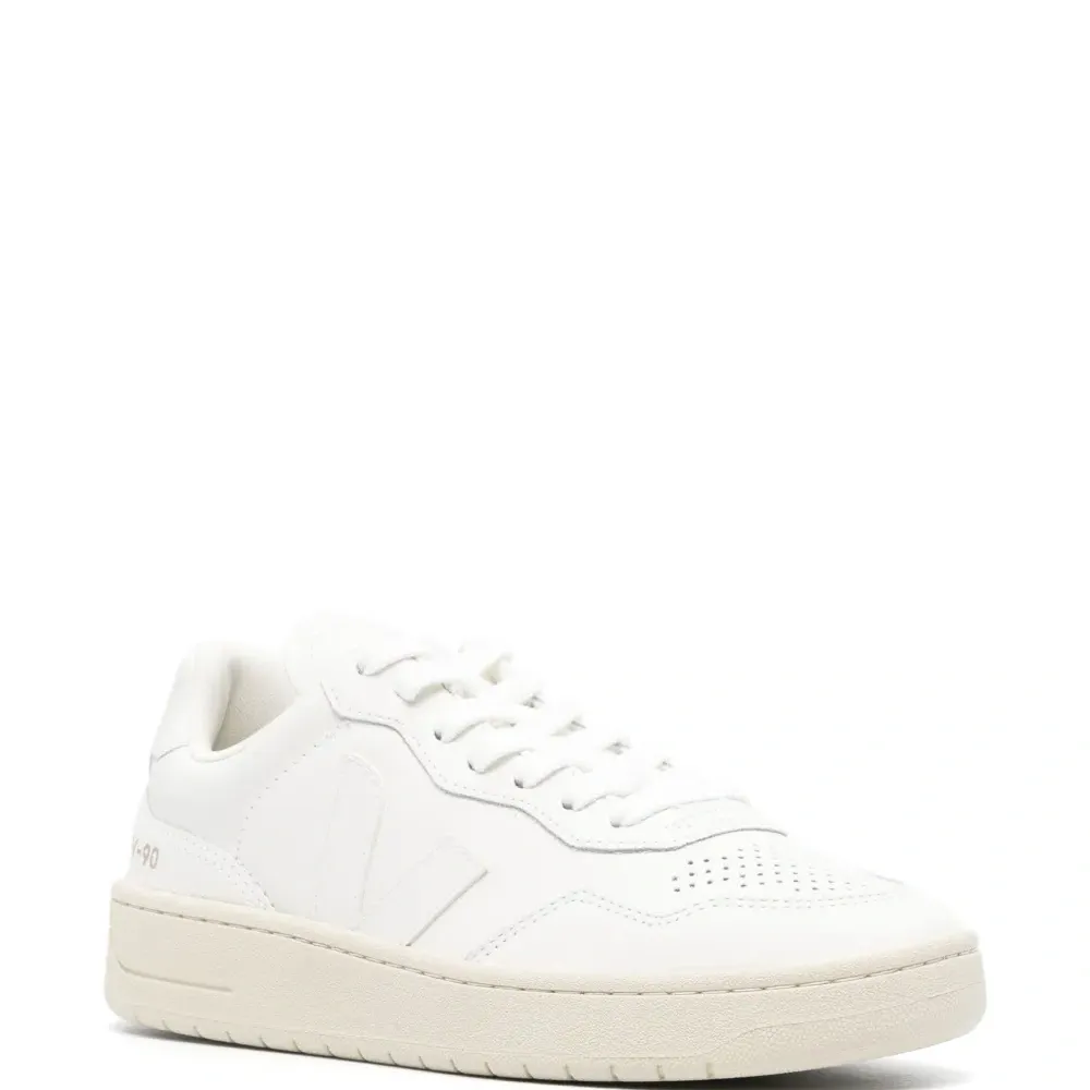 Кроссовки V-90