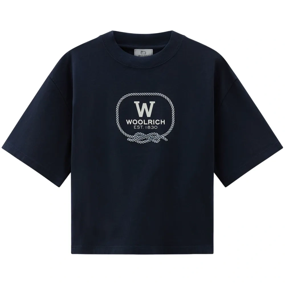 Футболка с логотипом