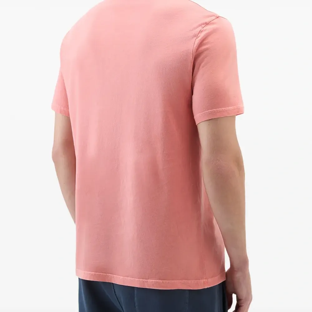 Футболка с логотипом