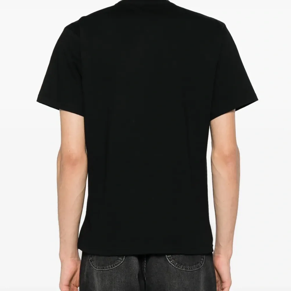 Футболка с логотипом