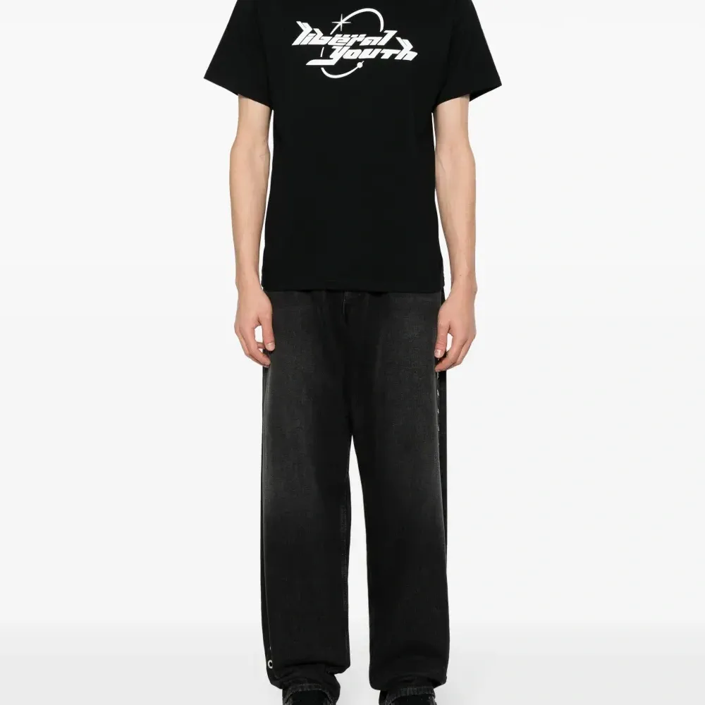 Футболка с логотипом