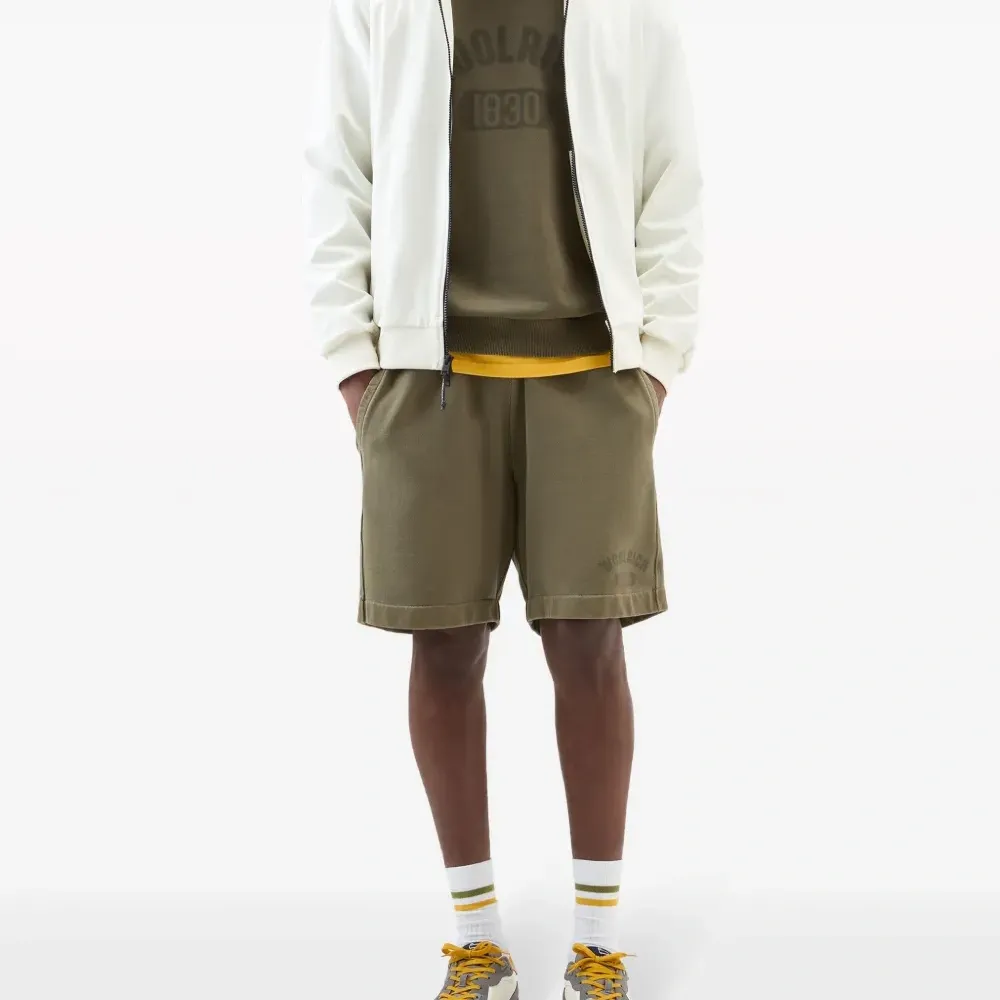 Толстовка с логотипом