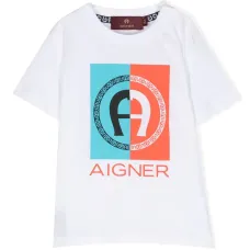 Футболка с логотипом