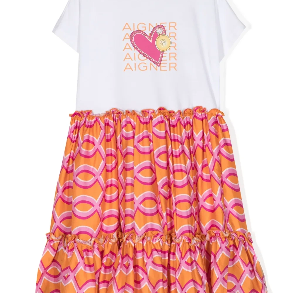 Платье с графичным принтом