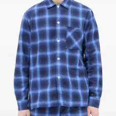 клетчатая рубашка