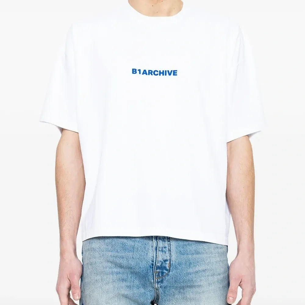 Футболка с круглым вырезом Футболка с круглым вырезом