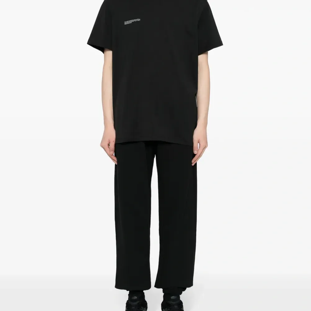 Футболка из органического хлопка с логотипом