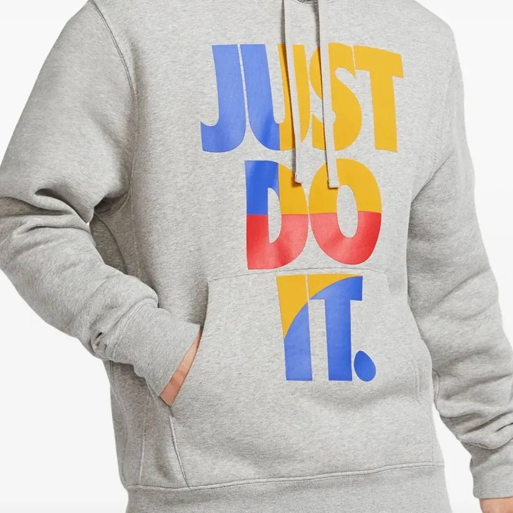 Толстовка с надписью "Just Do It"