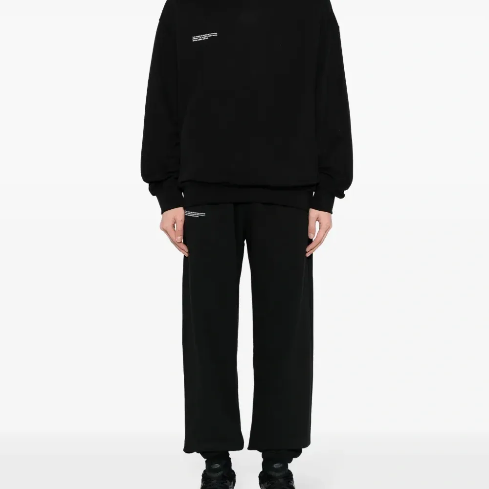 Спортивные брюки из органического хлопка