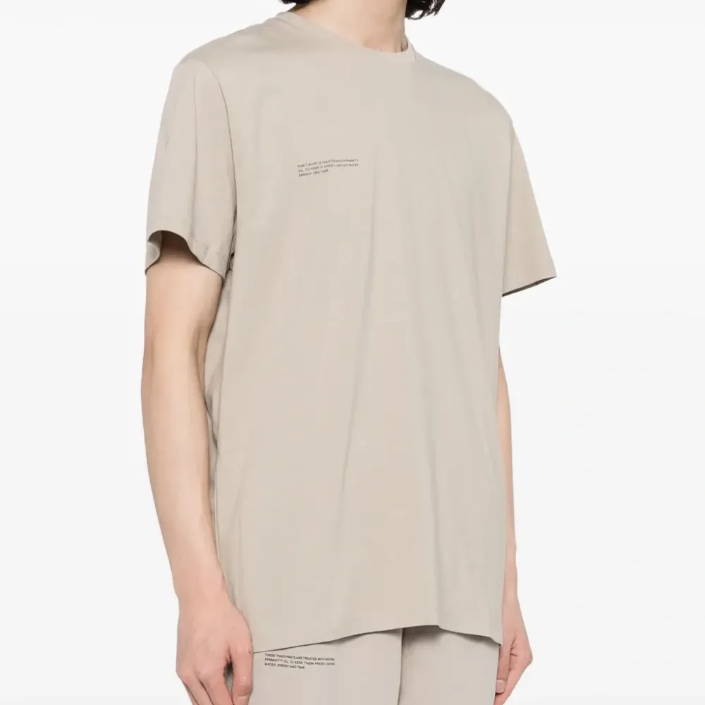 Футболка из органического хлопка с логотипом