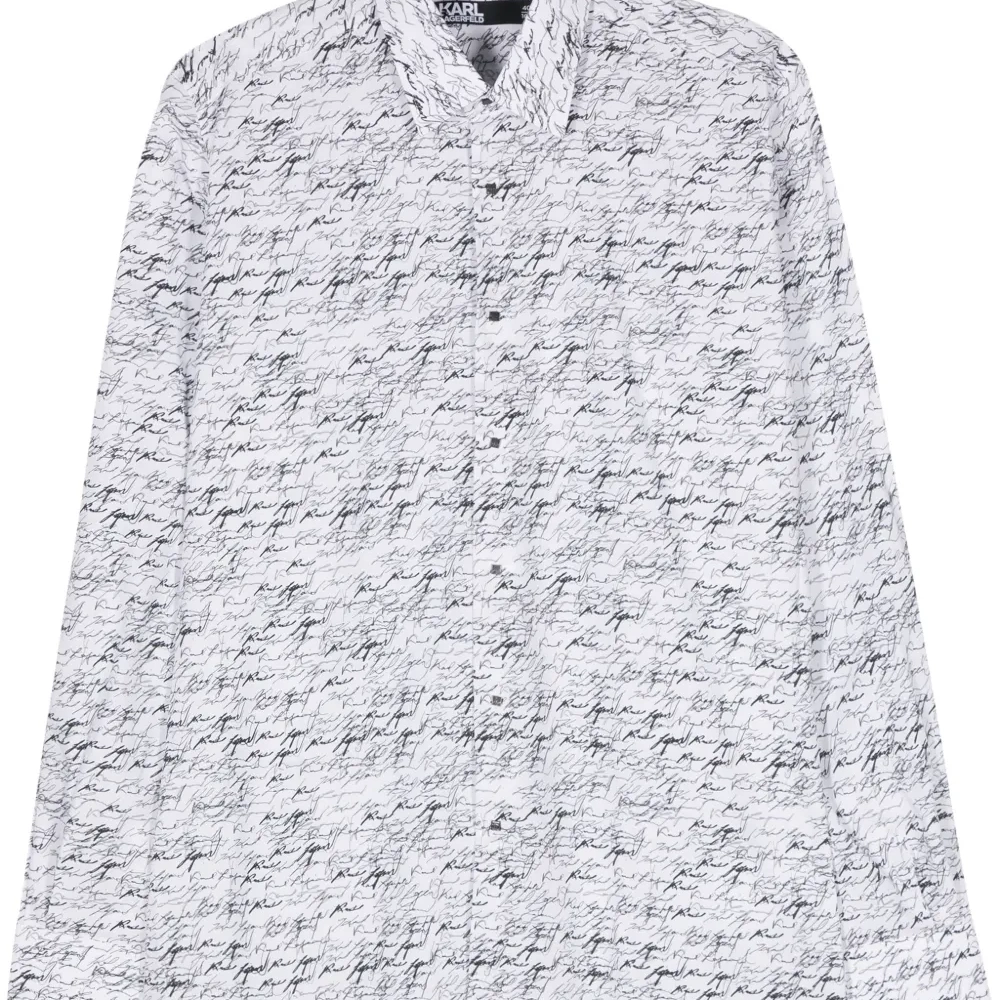 Рубашка с логотипом