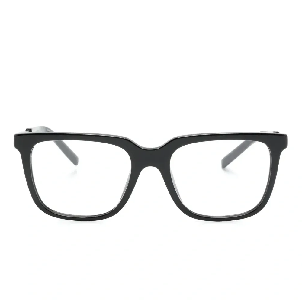 Очки трапециевидной формы