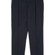 Зауженные брюки в тонкую полоску