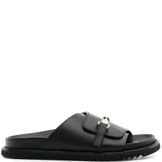 Шлепанцы с логотипом